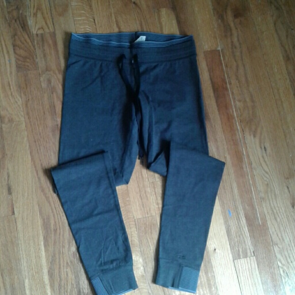 Really cute,  worn once,  workout pants! - Picture 1 of 2