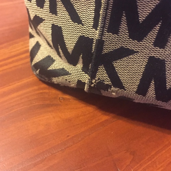 Michael kors jet set item - Picture 3 of 4