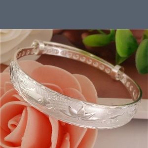 Sterling Silver adjustable lotus Bangle
