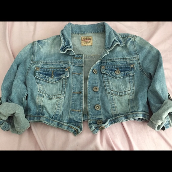 Jean jacket - Picture 1 of 2