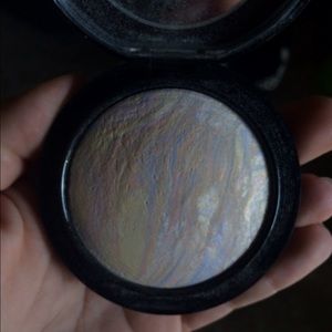 MAC Mineralize Skinfinish in Lightscapade ⭐️