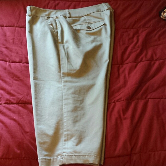 Dockers Capris Gray