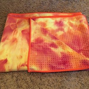 Like new hot yoga towel
