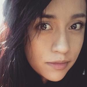 Meet your Posher, Mayra