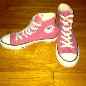 Great condition High top converse