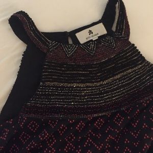 Soft beach dress with sequins work at neck