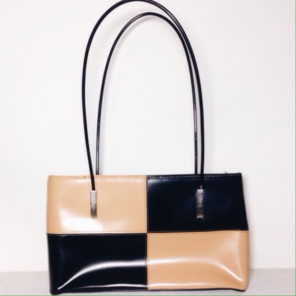 STUNNING tall purse !