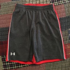 Kids under armour shorts Sz 4T