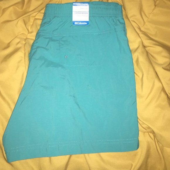 Columbia shorts NWT never worn