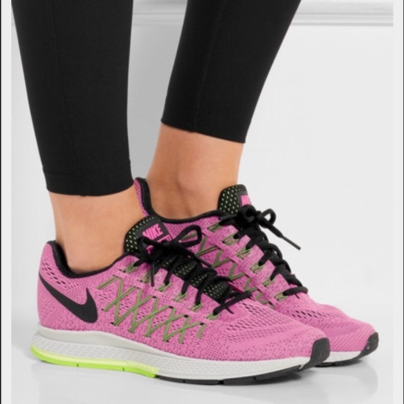 le scarpe nike aria nuova zoom pegasus 32 poshmark le scarpe nike aria nuova zoom pegasus 32 poshmark