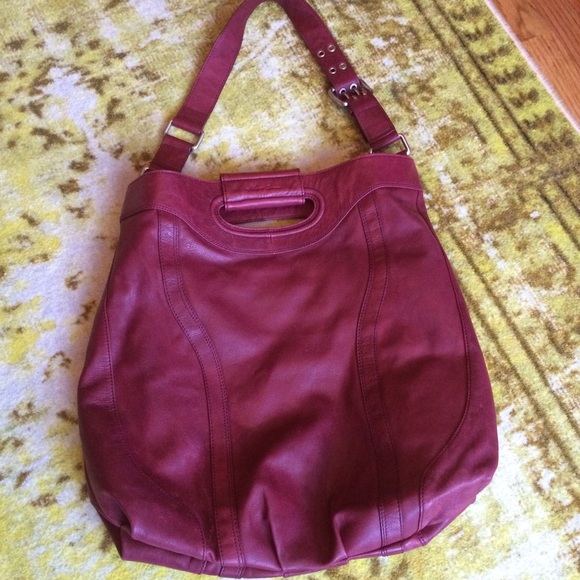 Kenneth Cole large burgundy hobo 🍁🍂