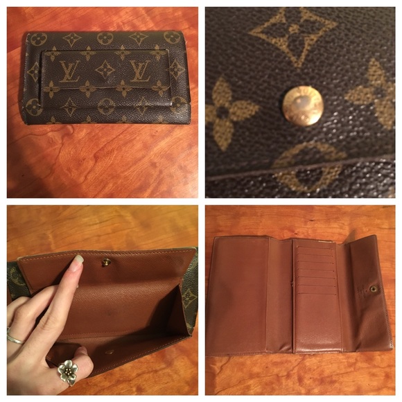 Louis Vuitton Wallet - Picture 2 of 4