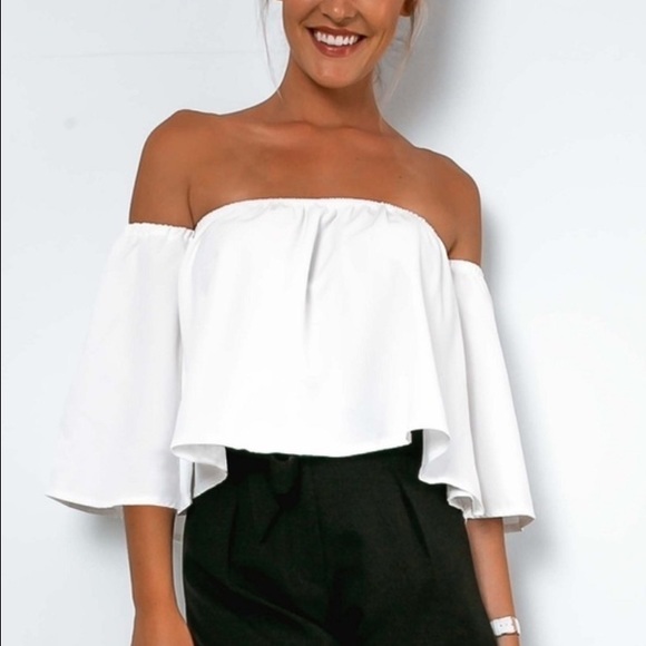 🎉SALE🎉 Off the Shoulder Crop Top - Picture 2 of 3
