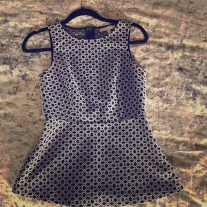 ⚡️SALE⚡️Size 0 Banana Republic Structured Top