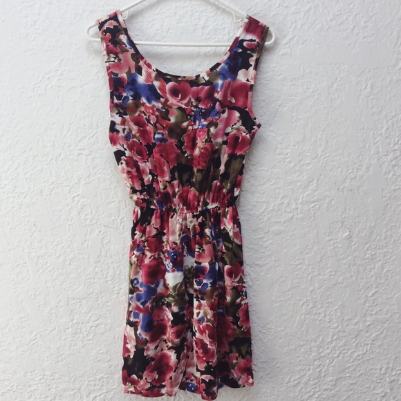 Floral Dress - Picture 3 of 4