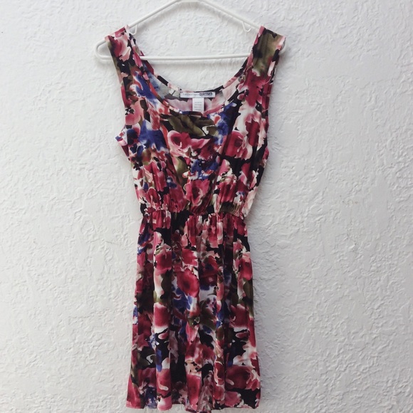 Floral Dress - Picture 4 of 4