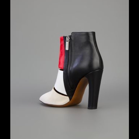 CALVIN KLEIN COLLECTION BOOTIES