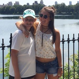 Meet your Posher, Emily