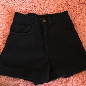 high waisted black shorts