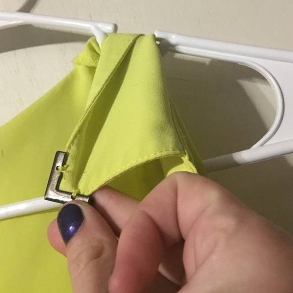 Bright green/yellow button down tank - Picture 3 of 4