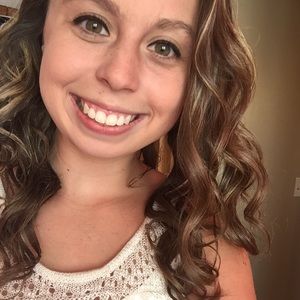 Meet your Posher, Brianna