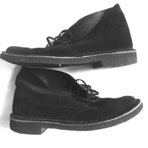 Clarks Black Suede Desert Boot