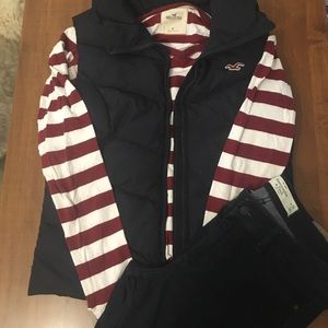 🎀Hollister Burgundy Striped Long Sleeve V-neck