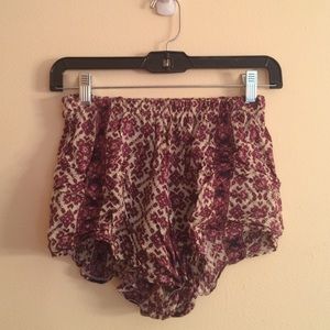 Loose printed Brandy Melville shorts