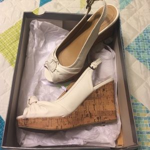 White wedges