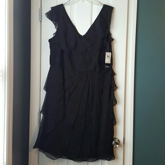 Adrrianna Papell dress