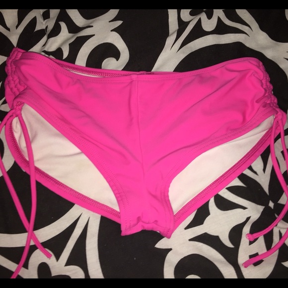 Candie's Hot Pink Boyshorts