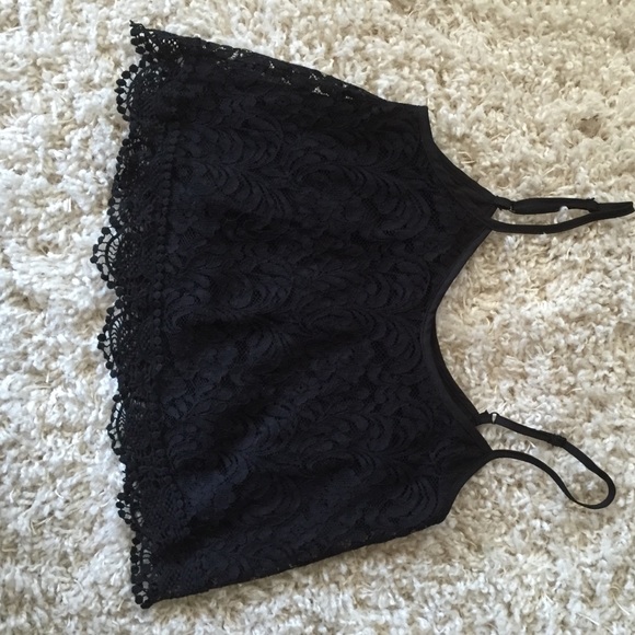 Black lace crop top size small