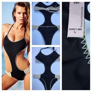 Monokini bathing suit