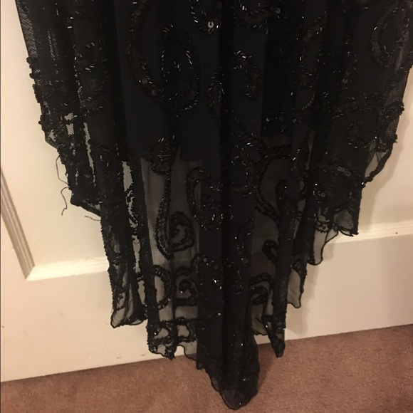 Beautiful long black prom dress or banquet gown - Picture 3 of 4