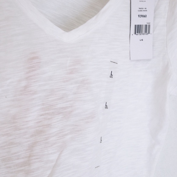 Tommy Hilfiger Classic White Tee - Picture 3 of 4