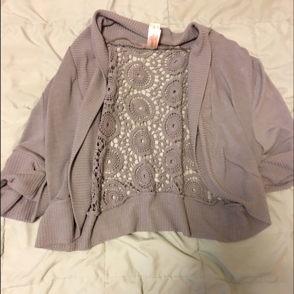 Quarter sleeve shoulder cover up - Picture 1 of 1