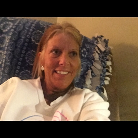 Meet your Posher, Leeann