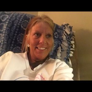Meet your Posher, Leeann