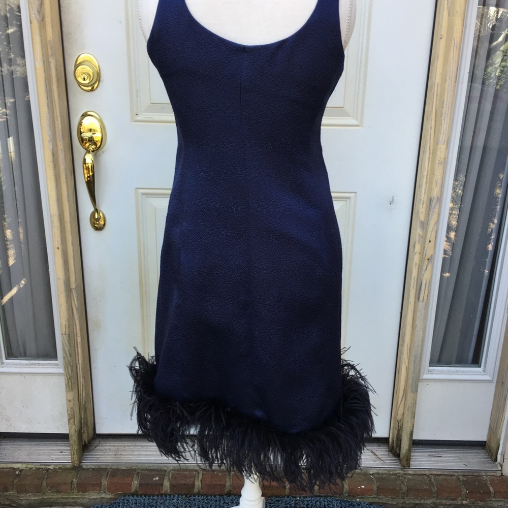 NWOT Armani Collezione Feather Hem Dress - Picture 2 of 4