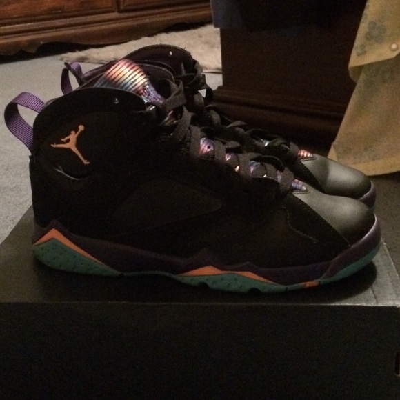 Jordan Retros size 7.5..
