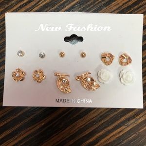 NEW Gold Stud Pack of Earrings