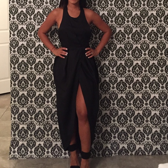 Black Backless Maxi Dress