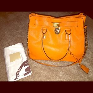 ✨✨Sale✨✨Stunning Michael Kors handbag!!!