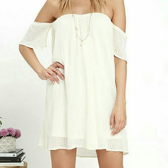 O'Neill off-the-shoulder cream dress