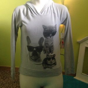 Cute long sleeve hoodie.