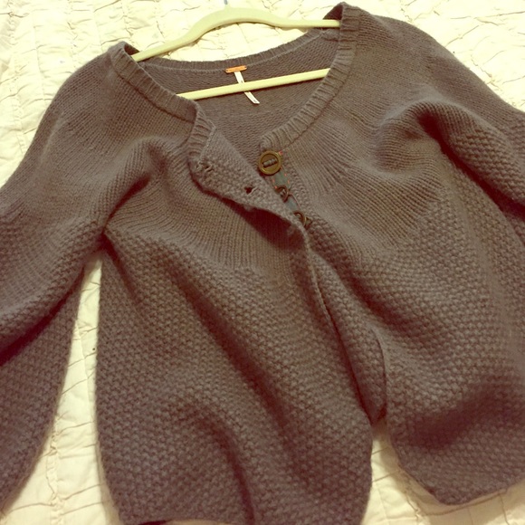 FP sweater - Picture 1 of 4