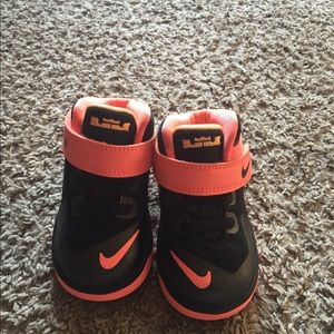 NIKE SOLDIER VIII- Toddler shoe