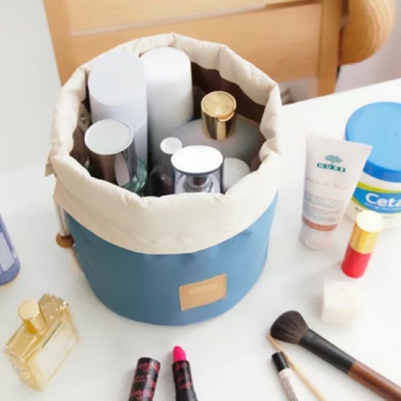 🆕 Travel Cosmetic & Toiletries Bag - Picture 2 of 8