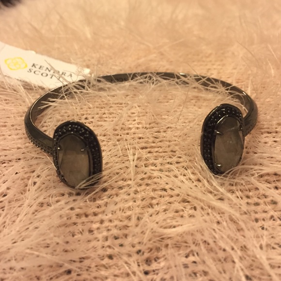 Kendra Scott Erica Gunmetal Mirror Rock Bracelet - Picture 2 of 3