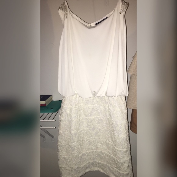 Really pretty, brand NEW white dress from Macy's